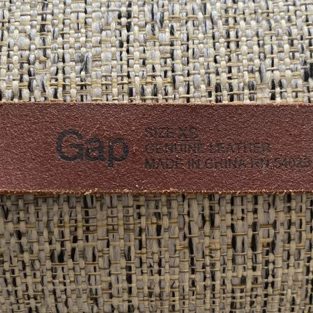GAP  leather  belt